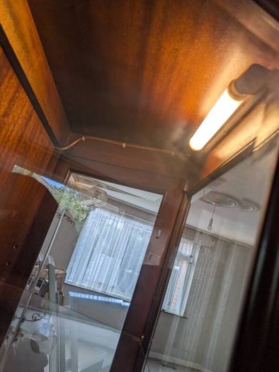 Vintage Arnotts Mahogany Display Cabinet | Original 1983 Tags, Key & Interior Light