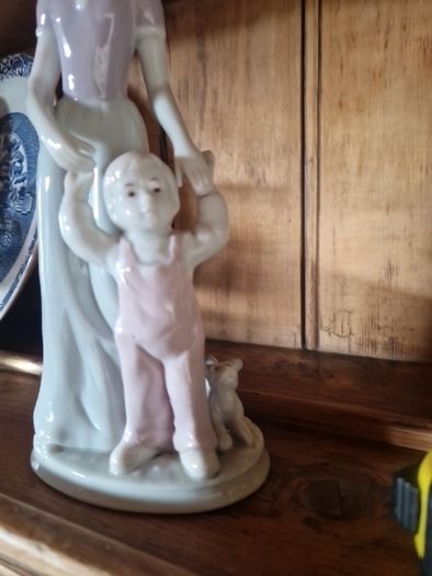 porcelain mother and child