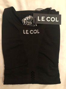 le col base layer