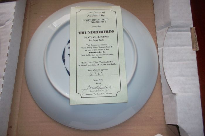 Collectable Thunderbirds Plate - Scott Tracy Pilot