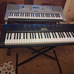 Free!! Yamaha E313 & Casio Keyboards with stands
