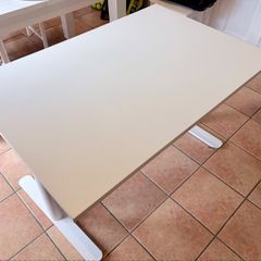White Modern Office Desk - Like New