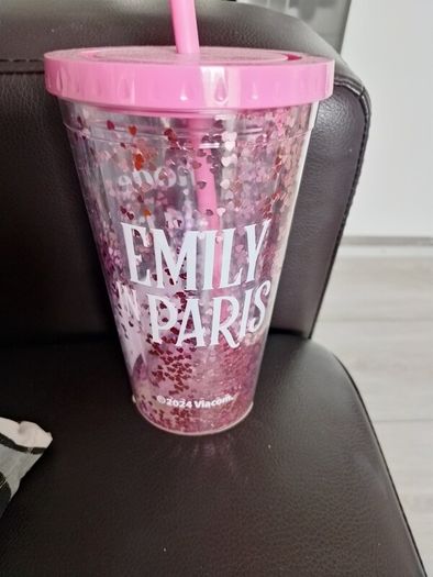 Emily in Paris tumbler