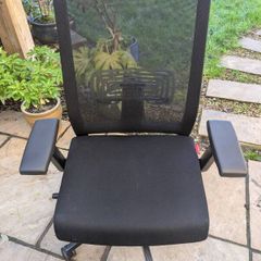 ergonomic office chair