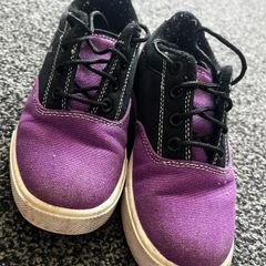 heelys