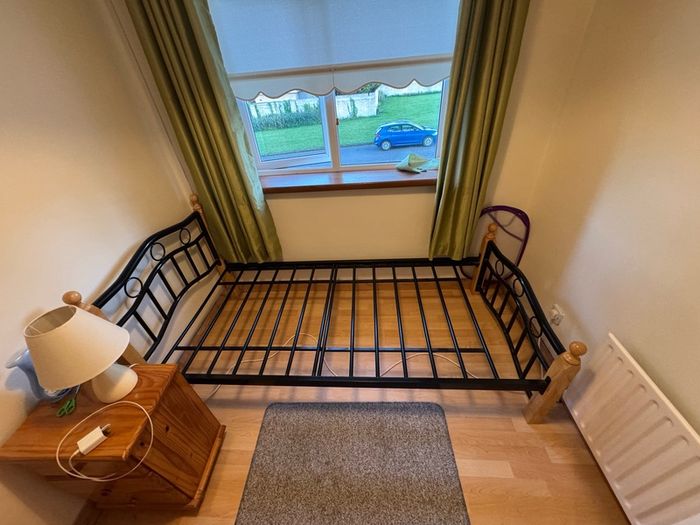 Single bed frame (90 by 190 cm) in great condition