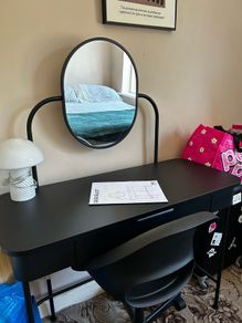 Dressing table