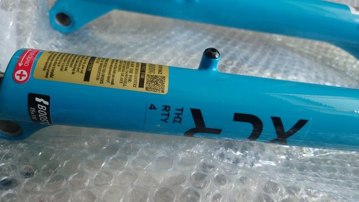 mountain bike suspension fork mtb SR Suntour XCR34 2CR Air 29 140mm Boost Fork Tapered 15x110mm