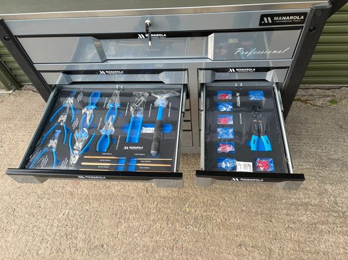 Manarola 12 Drawer Tool Box - Fully Loaded With Tools