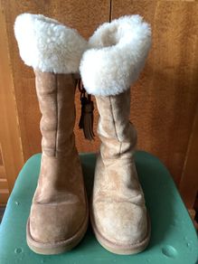 UGG boots in good condition