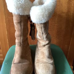 UGG boots in good condition