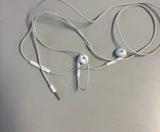 Apple 3.5mm earphone