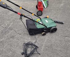 Lawn scarifying kit