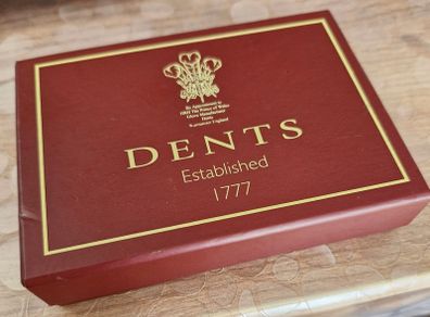 DENTS leather card holder with RFID blocking