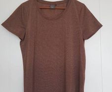 Cognac coloured T-shirt, Size L