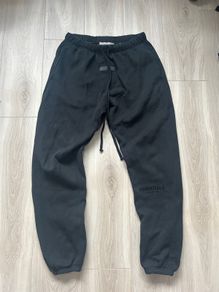Essentials fear of god black pants