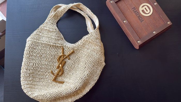Luxury Woven Shoulder Bag - Beige
