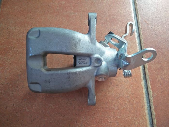 REAR Right Brake Caliper AUDI A3 TT Altea xl Leon Toledo III Octavia Superb Eos Golf Plus V VI Jetta III Scirocco Touran