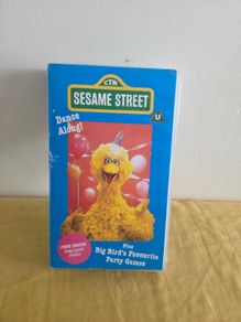 Sesame Street - Dance Along - VHS