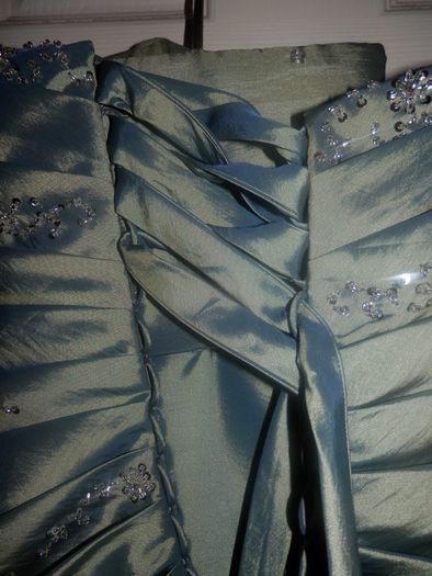 Ladies Ball Gown/Debs/Prom
