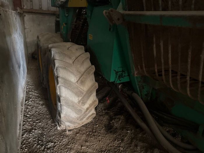 Beet Harvester Armer Salmon TR2000