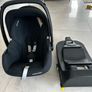 Maxi Cosi Car Seat and isofix base Image 3