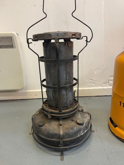 Antique vintage heater Aladdin lamp