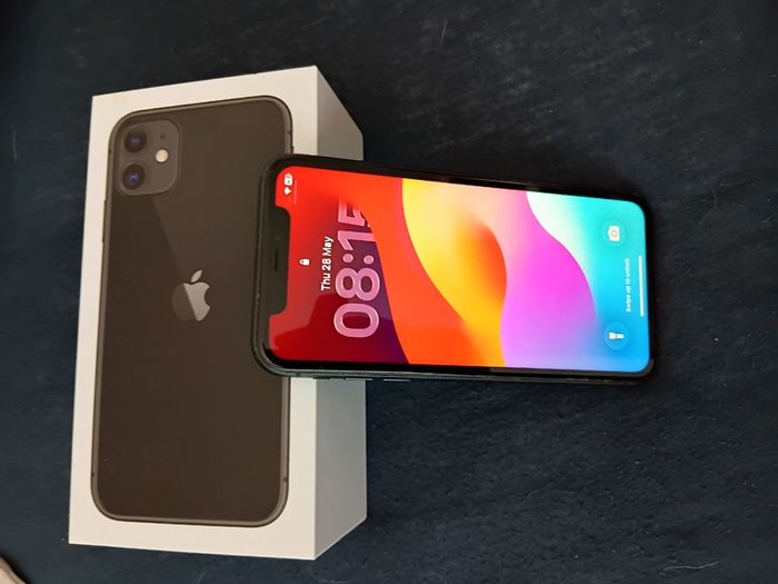 iPhone 11