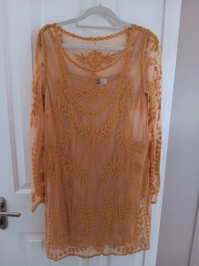 2 Dresses size 10