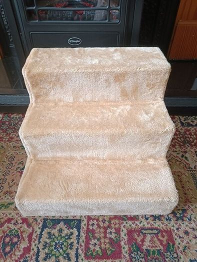 Dog Steps Excellent Condition