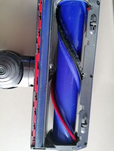 dyson v7 in great condition after full service done with fresh filter and battery life