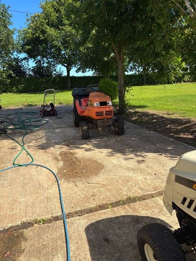Kubota g21 lawnmower