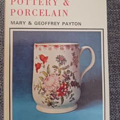 The Observer's Book of Pottery & Porcelain/ 1977