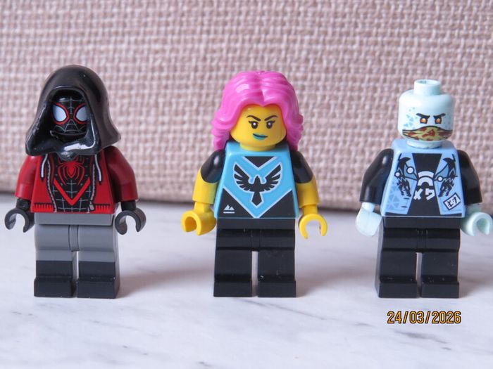 Lego minifigures