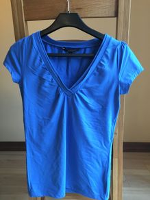 woman's blouse size S