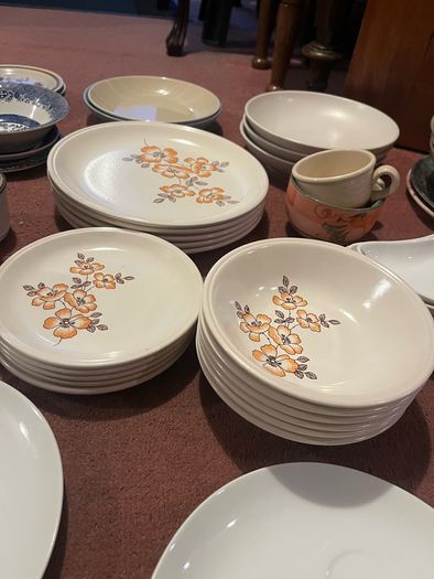 plates, bowls and mugs