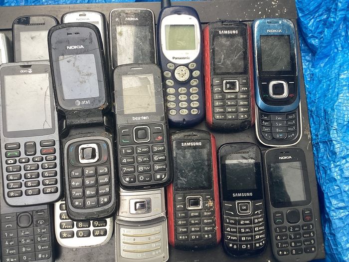 Joblot of mixed Phones