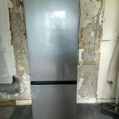 Samsung Series 6 Frost Free Freestanding Fridge Freezer Grey