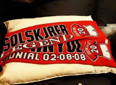 collectable man united scarf