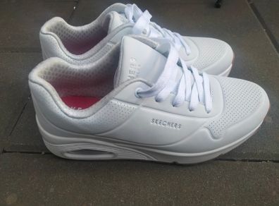 Women's white Skechers on Air sneakers