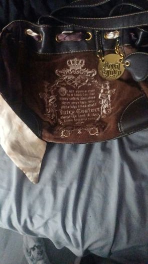 Original Juicy Couture handbag, D18 post 8e