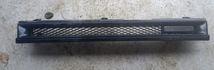 Mazda 323 Bg Grill