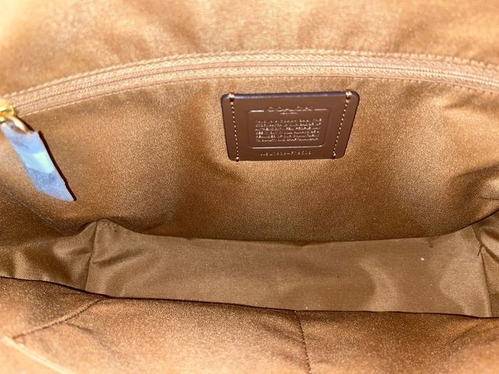 BNWOT Coach handbag