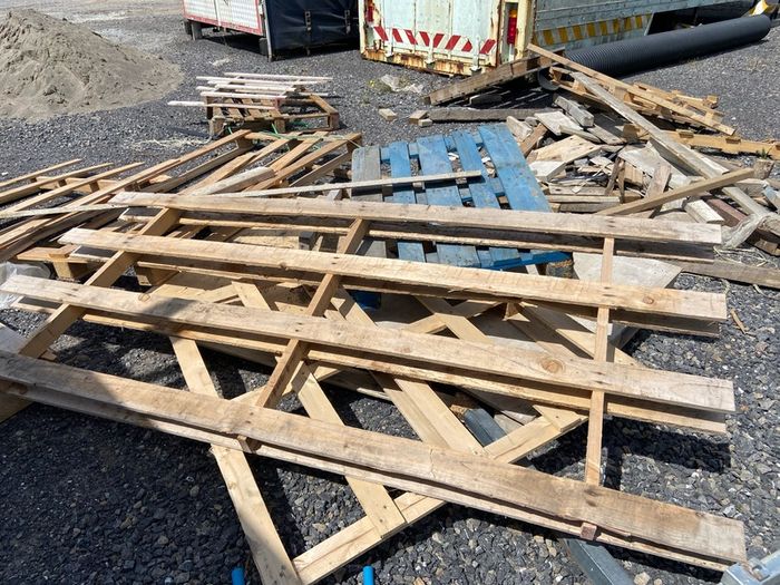 FREE Pallets To Take Away - Ideal for Kindling