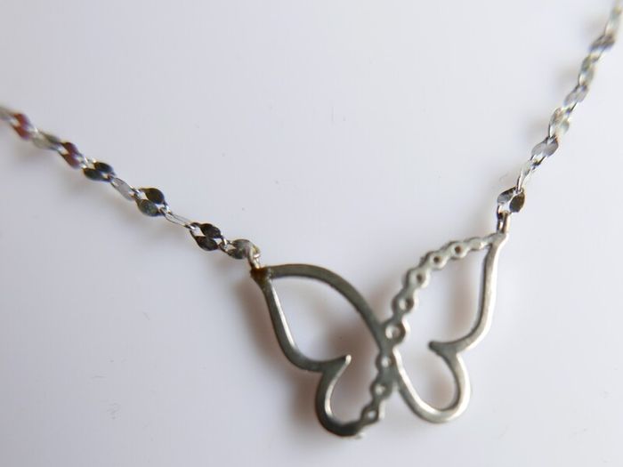Vintage 925 Sterling Silver Butterfly Women's Pendant Necklace length 14" - 2g