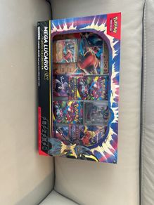 Pokemon TCG Mega Lucario Figure Collection