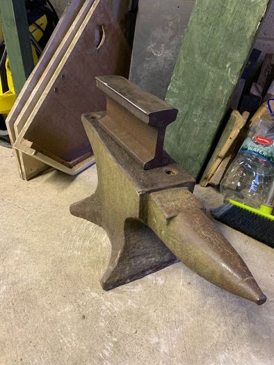 railway anvil