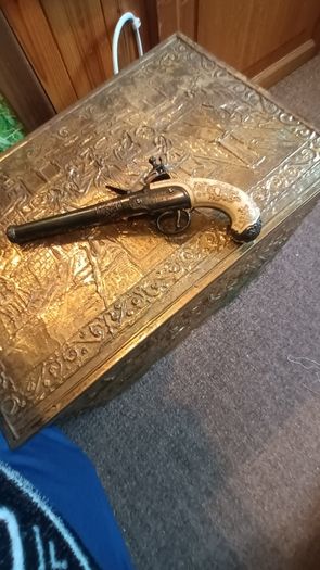 replica pistol