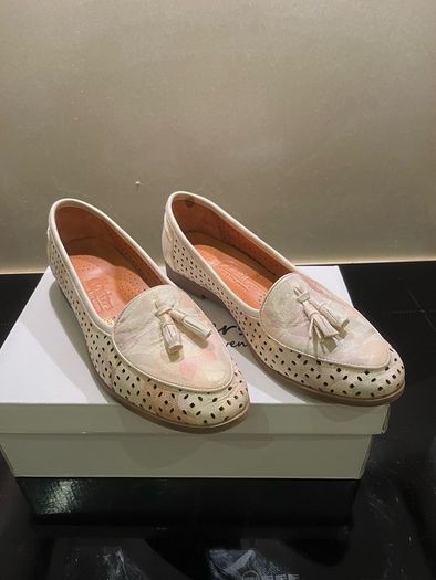Cinders Loafers