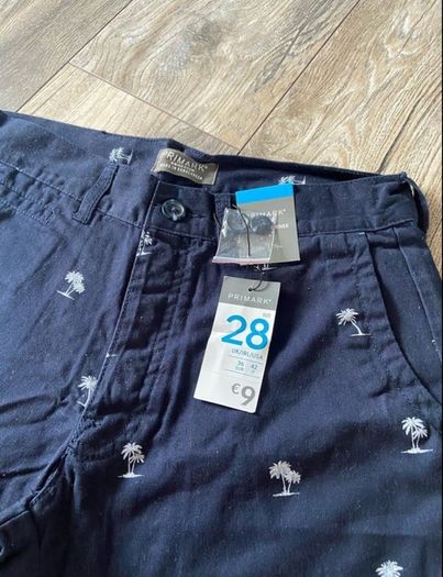 BNWT Shorts 28"